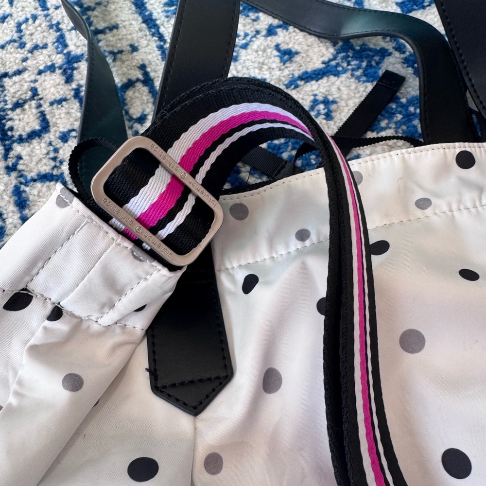 Lululemon Enlighten And Expand Tote - Picture 13 of 13